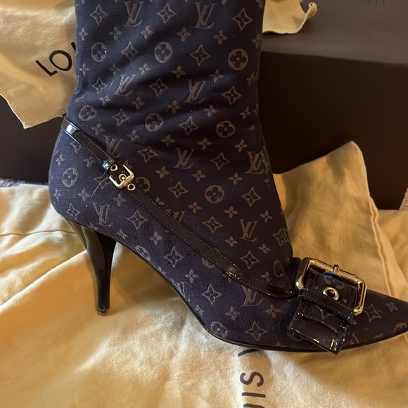 Louis Vuitton monogram ankle boots - Picture 9 of 12